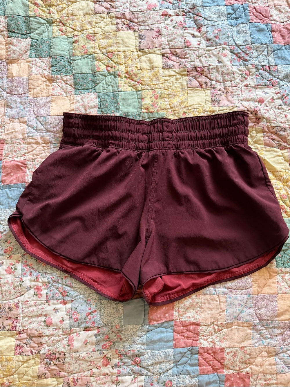 lululemon athletica Choose A Side Women's Burgundy Athletic Shorts